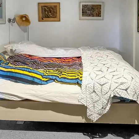 2 Bedroom Beautiful In Oro Brønde