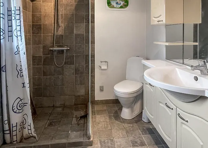 Dom wakacyjny 2 Bedroom Beautiful In